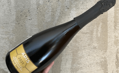 APIS Irpinia Fiano Spumante Brut アピス•イルピニア•フィアーノ•スプマンテ•ブリュット